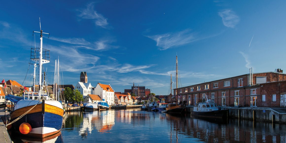 Am Hafen in Wismar