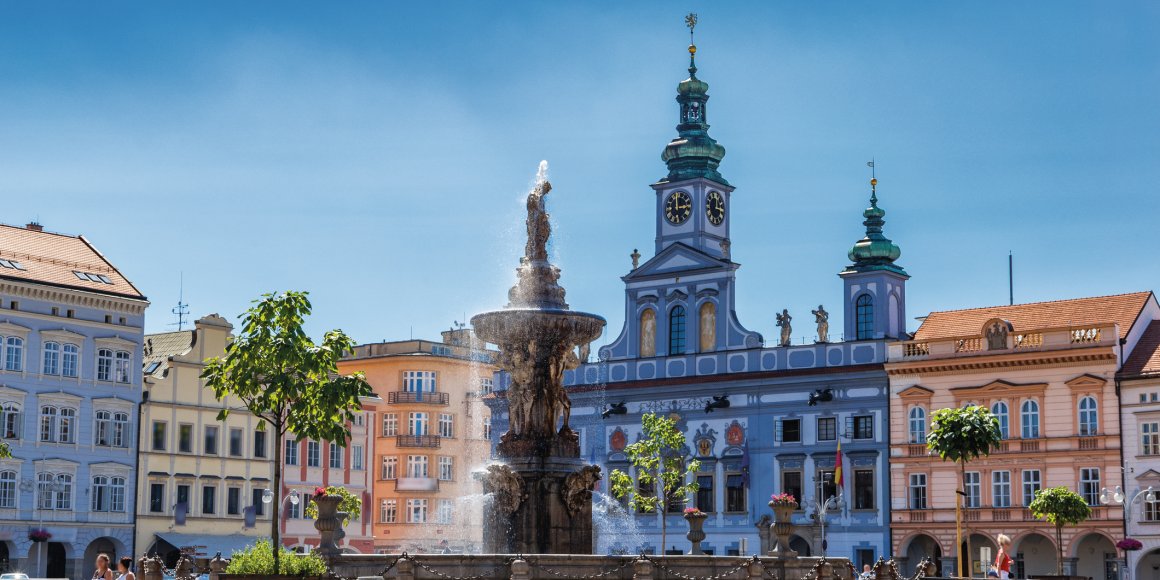 Rathaus und Marktplatz in Budweis