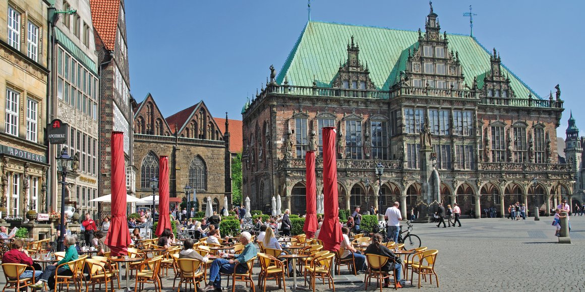 Martkplatz mit Rathaus