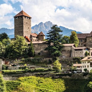 Schloss Tirol