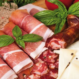 Wurst- und Schinkenplatte