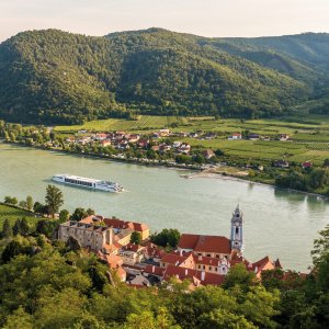 Donauschiff bei Dürnstein