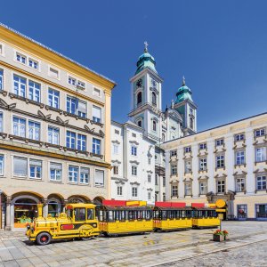 Fahrt mit dem City-Express durch Linz