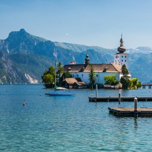 Traunsee and Schloss Orth in Gmunden