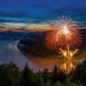 Donau in Flammen Schlögen