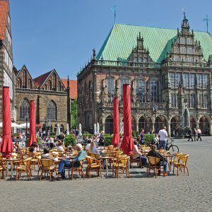 Martkplatz mit Rathaus