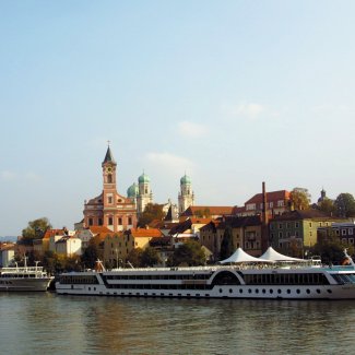 Donauschiff in Passau