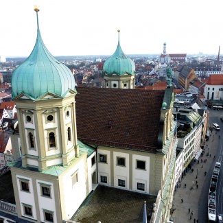 Augsburger Rathaus, Blick in die Maximilianstraße