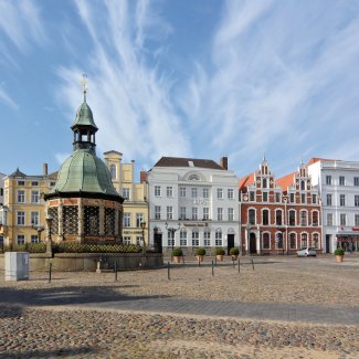 Wasserkunst und Markt in Wismar