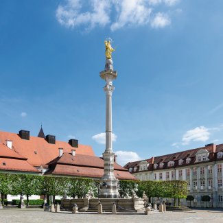 Residenzplatz mit Mariensäule in Eichstätt