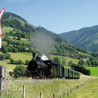 Dampfzug der Pinzgauer Lokalbahn