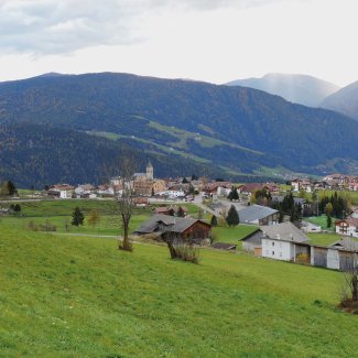 Blick auf Meransen im Pustertal