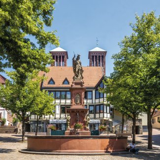 Marktplatz und St. Georgskirche in Bensheim