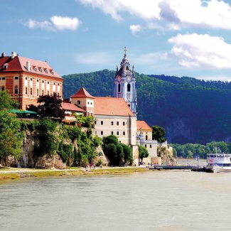 Donau und Kloster Dürnstein
