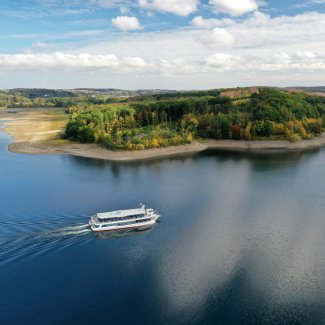 Fähre auf der Möhnetalsperre