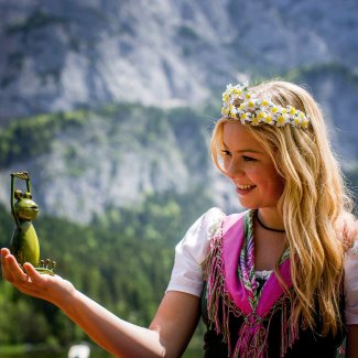 Narzissenhoheit mit Wetterfrosch
