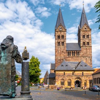 Dom und Bonifatius-Denkmal Fritzlar