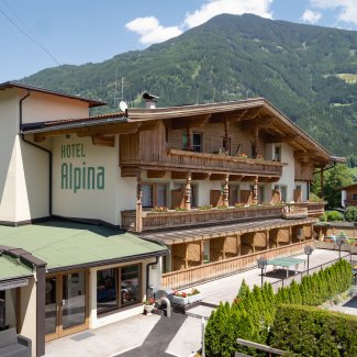 Hotel Alpina in Ried im Zillertal
