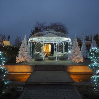 Weißer Austropop Garten - gewidmet Falco
